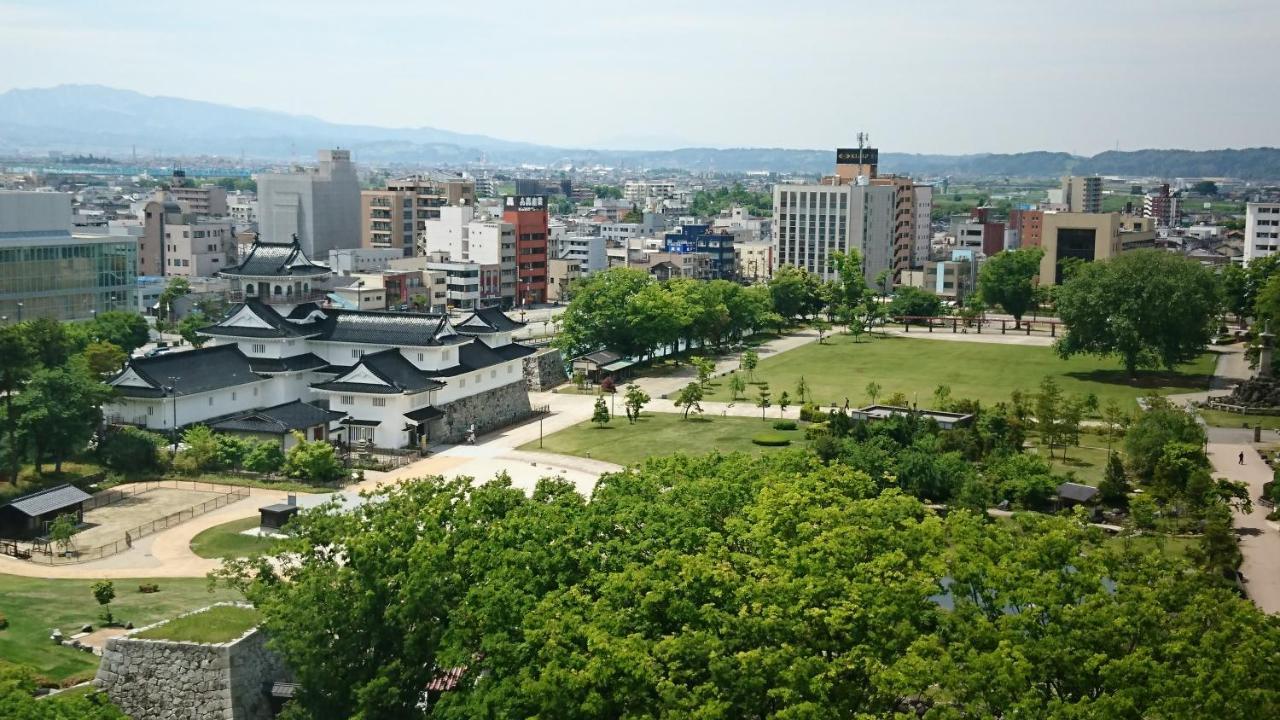 Toyama Daiichi Hotel Екстериор снимка